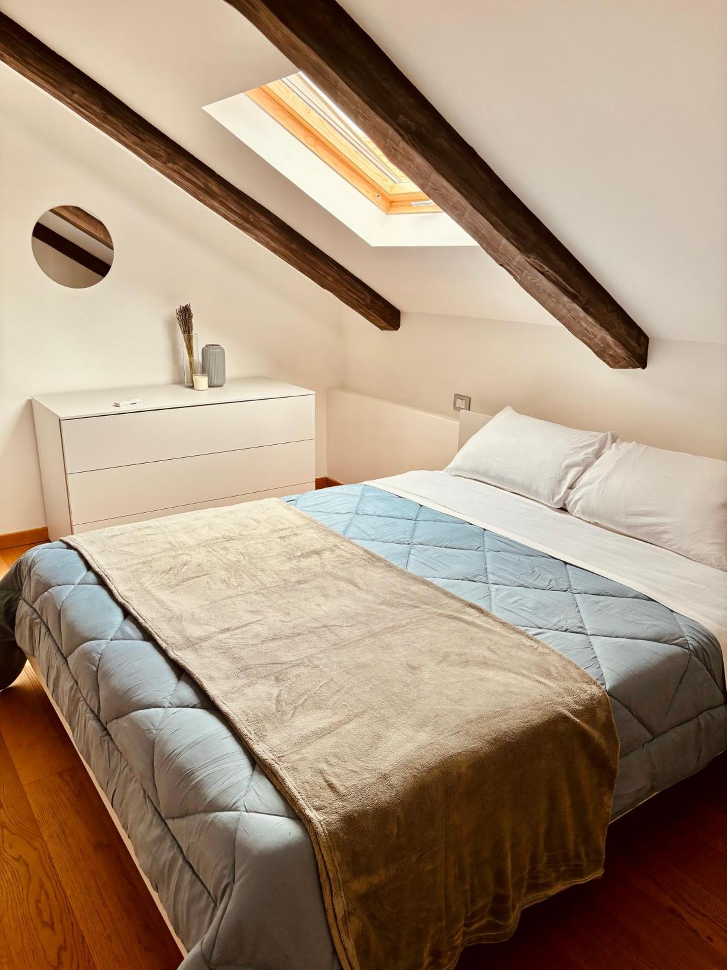 Unonoveuno Luxury Apartment Naples Exterior photo